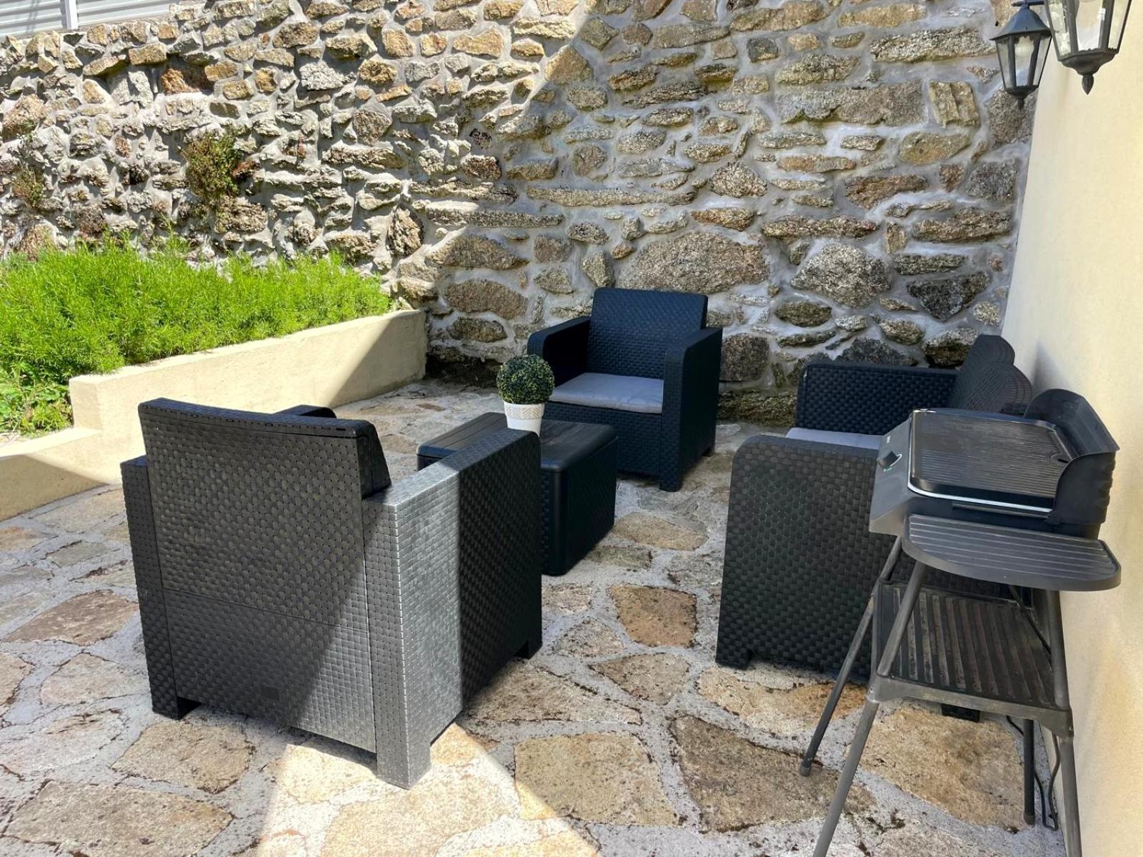 Cantinho D'Aldeia - Jacuzzi Guarda Exterior photo